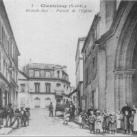 à l'origine